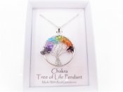 chakraträd,halsband,chakrakristaller,livetsträd,moderjord,smycken